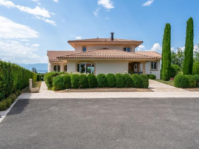 Lac Léman Sotheby's International Realty vous propose: Mess. 750m² Messery
