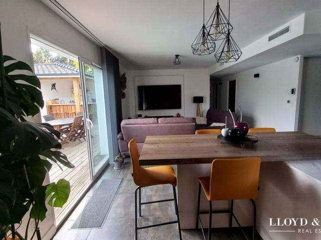Lacanau Maison contemporaine avec piscine et dépendance 118m² Lacanau
