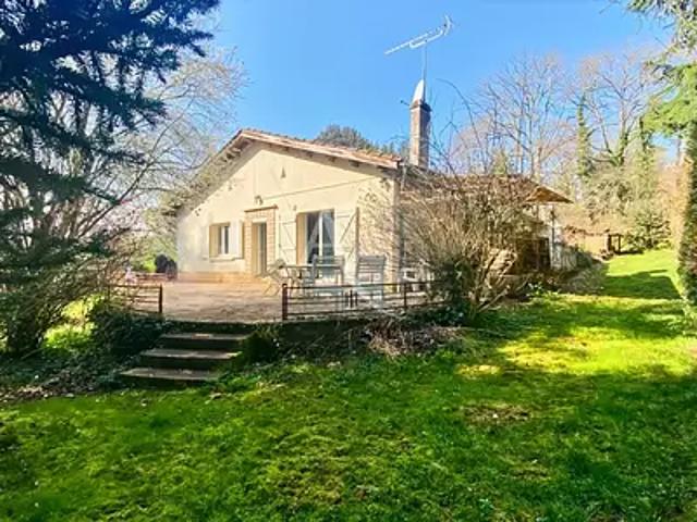 Lacapelle Biron 47150 Achat / Vente maison 7 pièces t7 au dernier étage