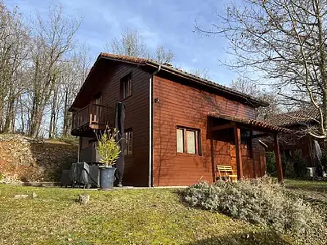 Lachapelle Auzac 46200 Achat / Vente maison 4 pièces t4 au dernier étage