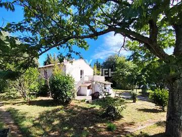 Lachapelle sous Aubenas 07200 Achat / Vente maison 3 pièces t3 au dernier étage terrasse