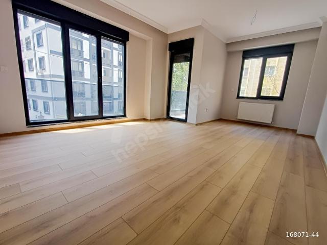 LACİVERTTEN MARMARAYA 1DK SIFIR GÜNEY CEPHE 125M2 3+1 ARAKAT