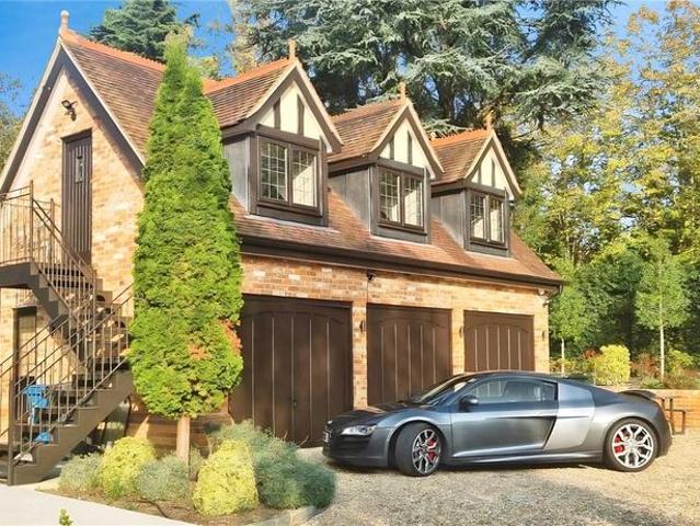 Lady Margaret Road, Ascot, Berkshire. Studio to rent £1,400 pcm £323 pw
