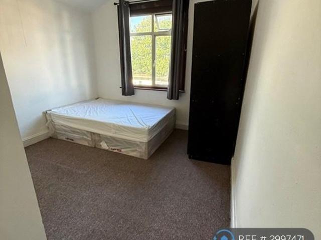 Lady Margaret Road, Southall, UB1 1 bed in a house share to rent £990 pcm £228 pw