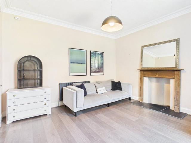 Lady Menzies Place, Edinburgh. 1 bed apartment to rent £1,350 pcm £312 pw