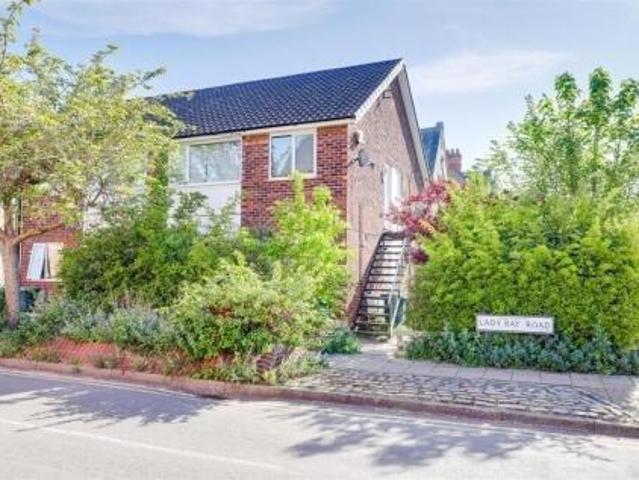 Flat 1 Lady Bay Court, West. 2 bed maisonette to rent £950 pcm £219 pw