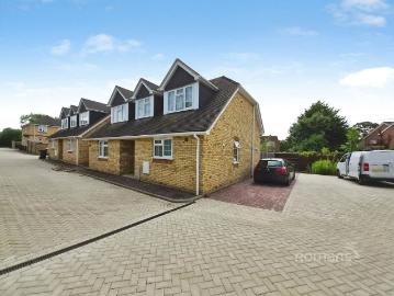 Lady Hatton Place, Stoke Poges, Slough SL2, 4 bed detached house to rent, £2,800 pcm | PrimeLocation