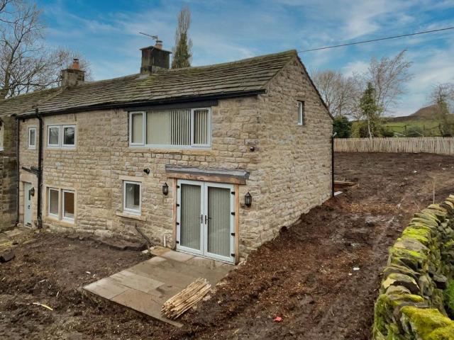Lady Lane, Bingley, BD16 3 bed semi detached house to rent £1,295 pcm £299 pw