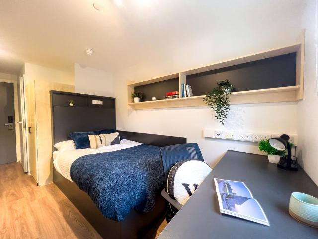 Lady Lawson Street, Edinburgh EH3, 1 bed flat to rent, £1,209 pcm | PrimeLocation
