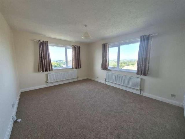 Lady Park, Tenby, SA70