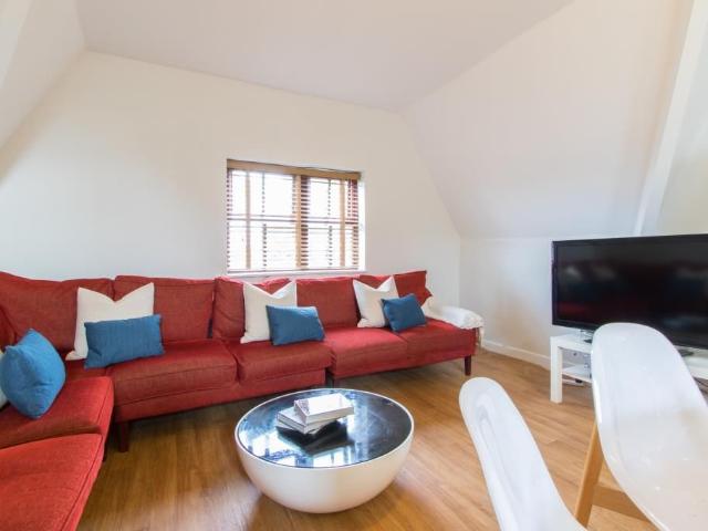 Ladybarn Road, Manchester M14, 7 bed flat to rent, £693 pppm | PrimeLocation