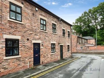 Ladyfield Street, Cheshire SK9 3 bed terraced house to rent £1,850 pcm £427 pw