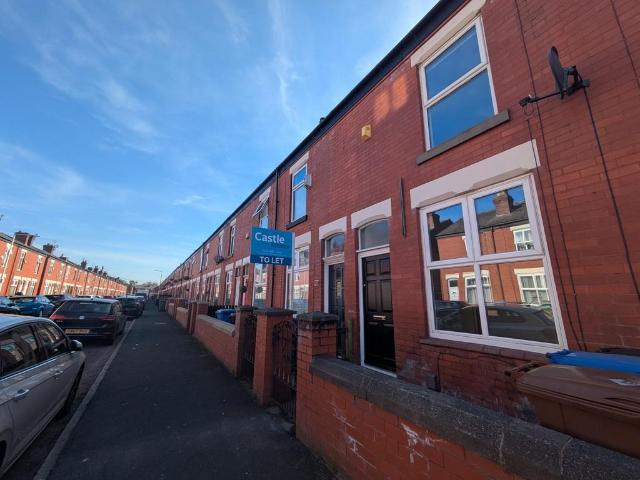 Ladysmith Street, Shaw Heath, SK3 8DZ 2 bed terraced house to rent £1,150 pcm £265 pw