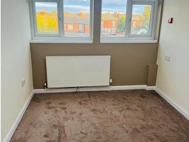 Ladypool Road, Birmingham B12, 3 bed flat to rent, £950 pcm | PrimeLocation