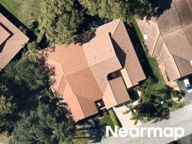 Ladypalm Ln