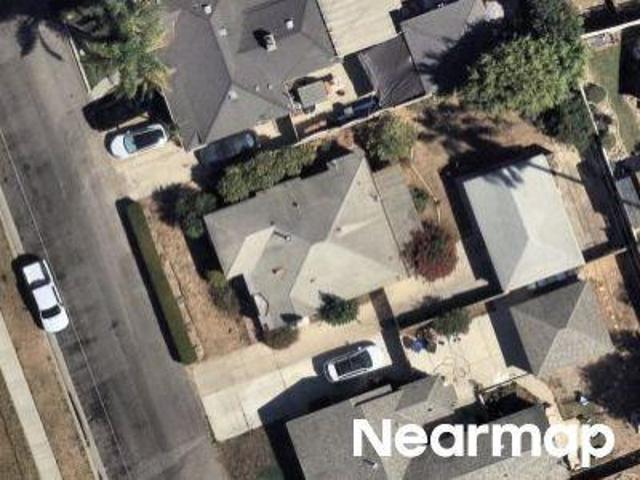 Ladera Park Ave