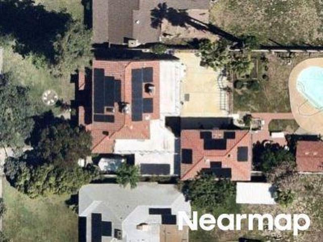 Ladera Rd
