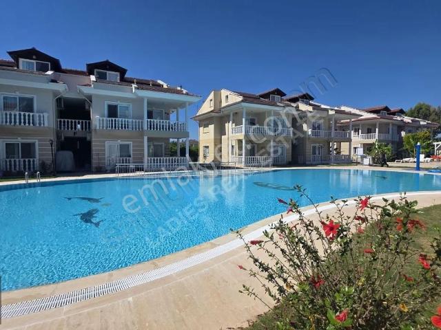 Ladies Gayrimenkul'den Havuzlu Sitede 2+1 Eşyalı Kiralık Daire