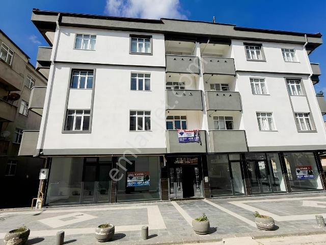 Ladik Merkezde Ferah Ve Kullanışlı 3+1 Daire