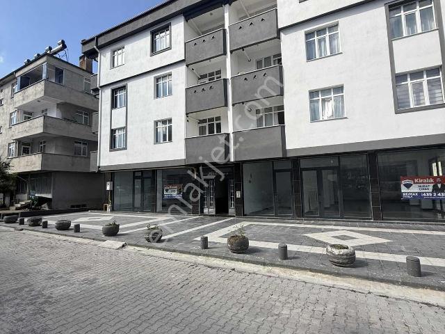Ladik Merkezde Ferah Ve Kullanışlı Daire