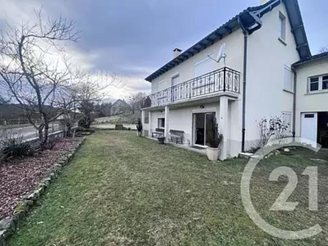 Ladinhac 15120 Achat / Vente maison 9 pièces t9