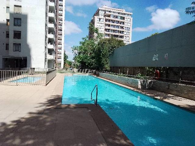 Lado Metro Vicente Valdés 3D 2B 1E 1BOD. Quinchos, Piscinas