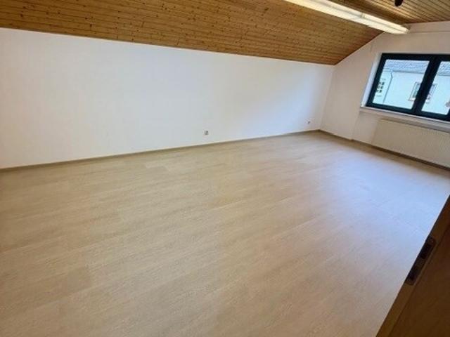 LADO bietet: Charmantes, großzügiges Einfamilienhaus in Jülich zur Vermietung!