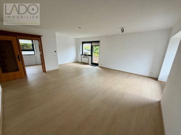 LADO bietet: Charmantes, großzügiges Einfamilienhaus in Jülich zur Vermietung!
