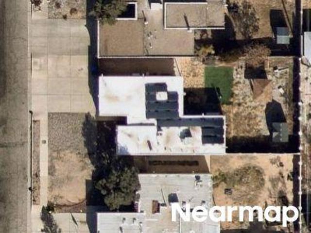 Lafayette Dr NE