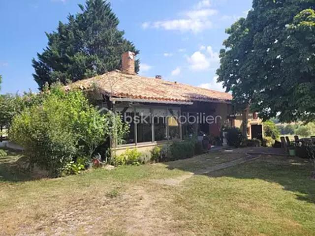 Lafrançaise 82130 Achat / Vente maison 8 pièces t8