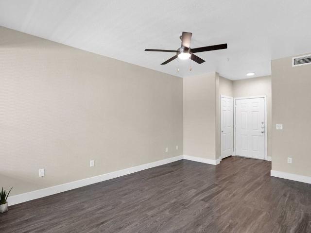 Laguna at Arrowhead Ranch 2 Bedroom Apartment for Rent at 20251 N 75th Ave, Glendale, AZ 85308 Arrowhead Ranch