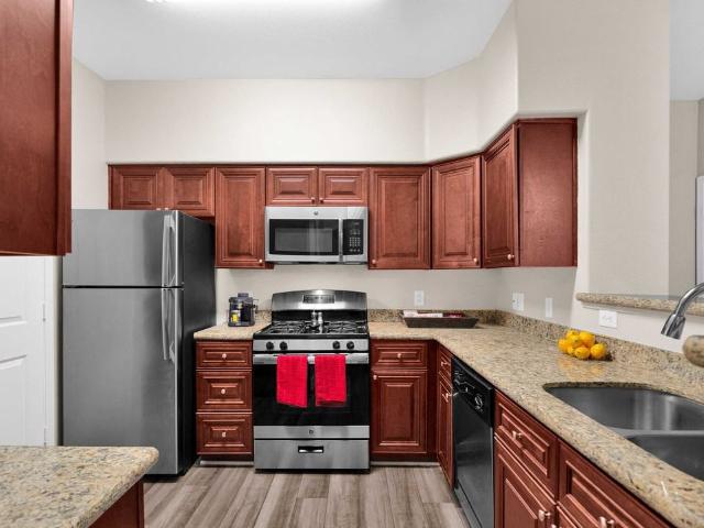 Laguna at Arrowhead Ranch 2 Bedroom Apartment for Rent at 20251 N 75th Ave, Glendale, AZ 85308 Arrowhead Ranch