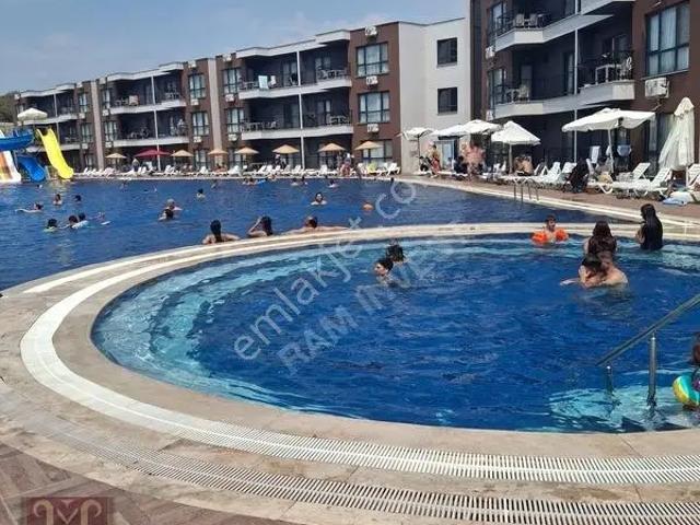 Laguna Termal'de Kırmızı Dönem 1+0 Ara Kat Satılık Devre Mülk