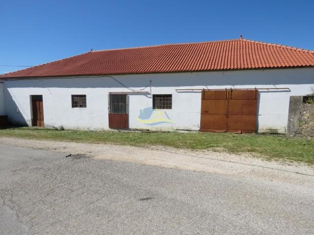 Lagar de azeite localizado a poucos minutos da localidade medieval de Penela, no distrito de Coimbra