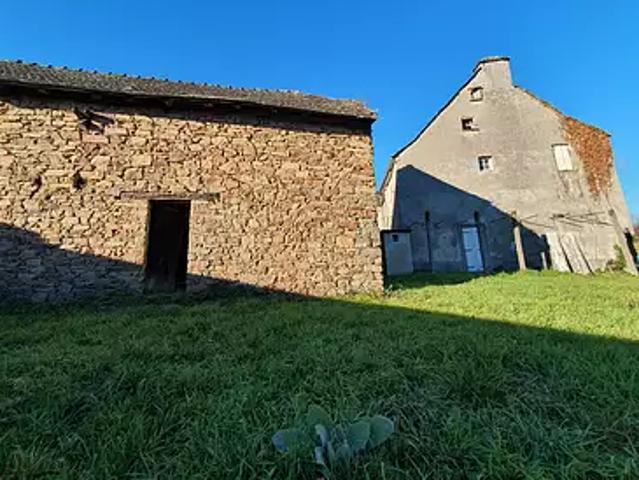 Lagarde Marc la Tour 19150 Achat / Vente maison 5 pièces t5 au dernier étage cave