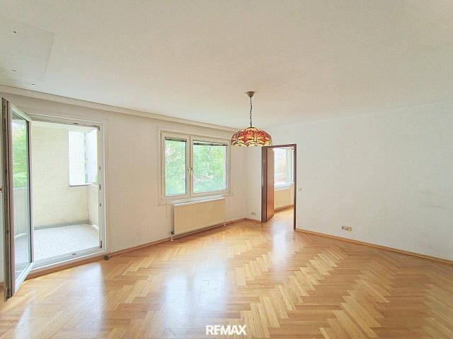 LAGE! Ruhig und Grün zentral in Mariahilf 2 Zimmer, Loggia, separate Küche, KFZ Stellplatz möglich