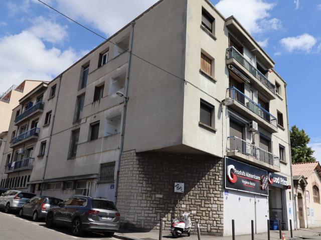 l'agence immobilière provencia vous présente à la location un appartement 3 pièces secteur de la blancarde 13004 marseille