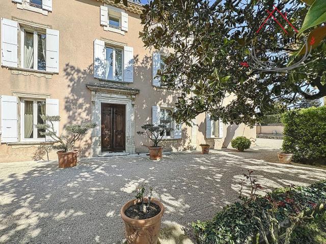 L'agence Le Nid De Provence De Pernes Les Fontaines Vous Pro. 463m² Althen des Paluds