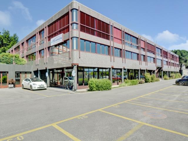 Lagerhaus mit 49 m² zu vermieten – Keller – Renens