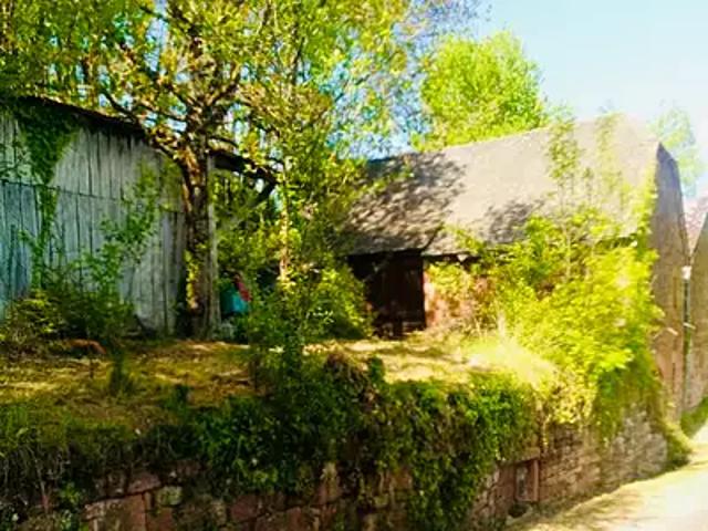 Lagleygeolle 19500 Achat / Vente maison 1 pièce t1 au dernier étage cave