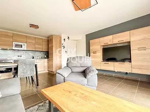 Lagnes 84800 Achat / Vente appartement 2 pièces t2 au dernier étage terrasse