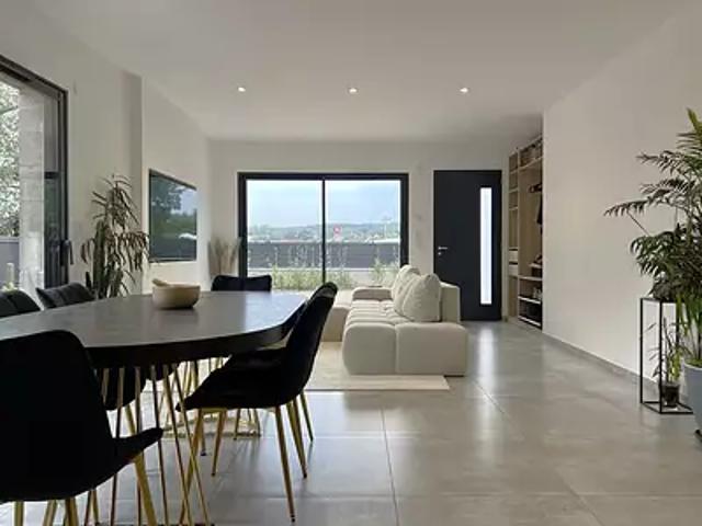 Lagnieu 01150 Achat / Vente maison 4 pièces t4 au dernier étage terrasse