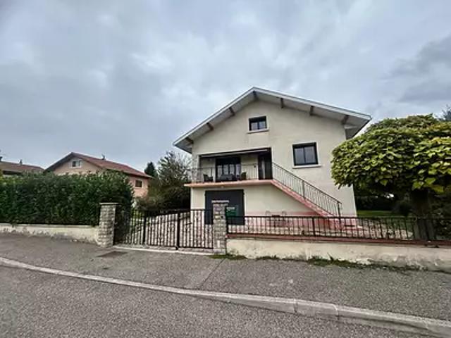 Lagnieu 01150 Achat / Vente maison 5 pièces t5 au dernier étage
