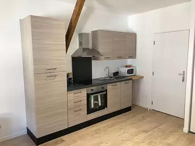 Lagnieu 01150 Location appartement 2 pièces t2 au dernier étage