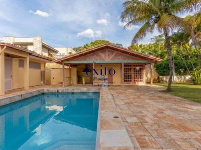 Lago Sul, SHIS QL 8. Casa à venda em conjunto nobre!