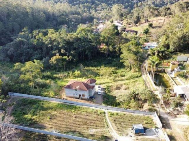 LAGO + 4 SUITES CHACARA COMPLETA EM SANTA ISABEL !