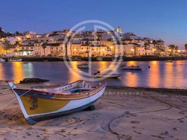 Lagoa Faro 8400 250 96331536