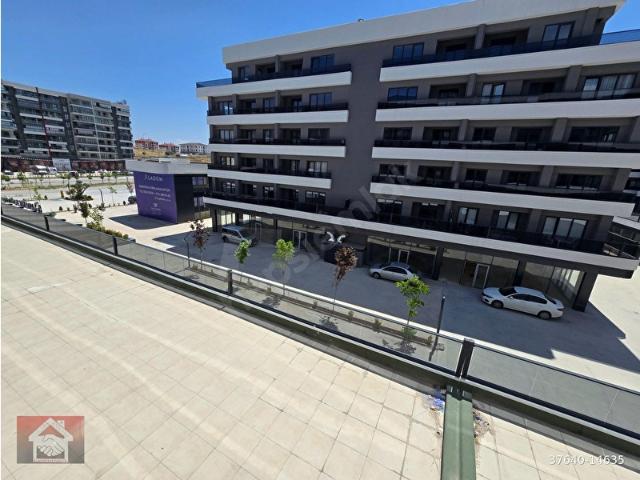 LAGOM SİTESİ SATILIK 1+1 AVM CEPHE KATTA HESAPLI DAİRE