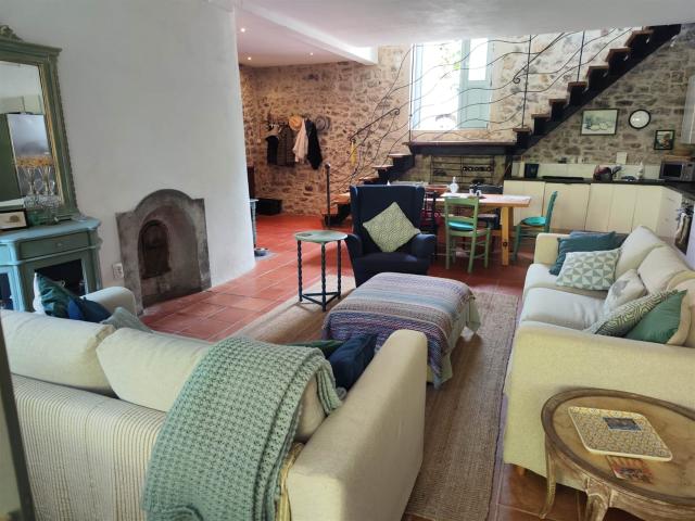 Lagrasse – occasion rare d’acquérir une élégante maison en p. 114m² Lagrasse