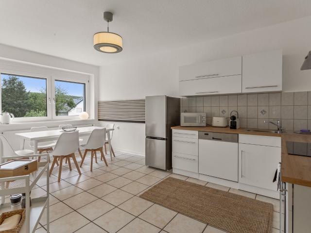 Lahntaler | 6 Guests, WiFi, Netflix, Train Station